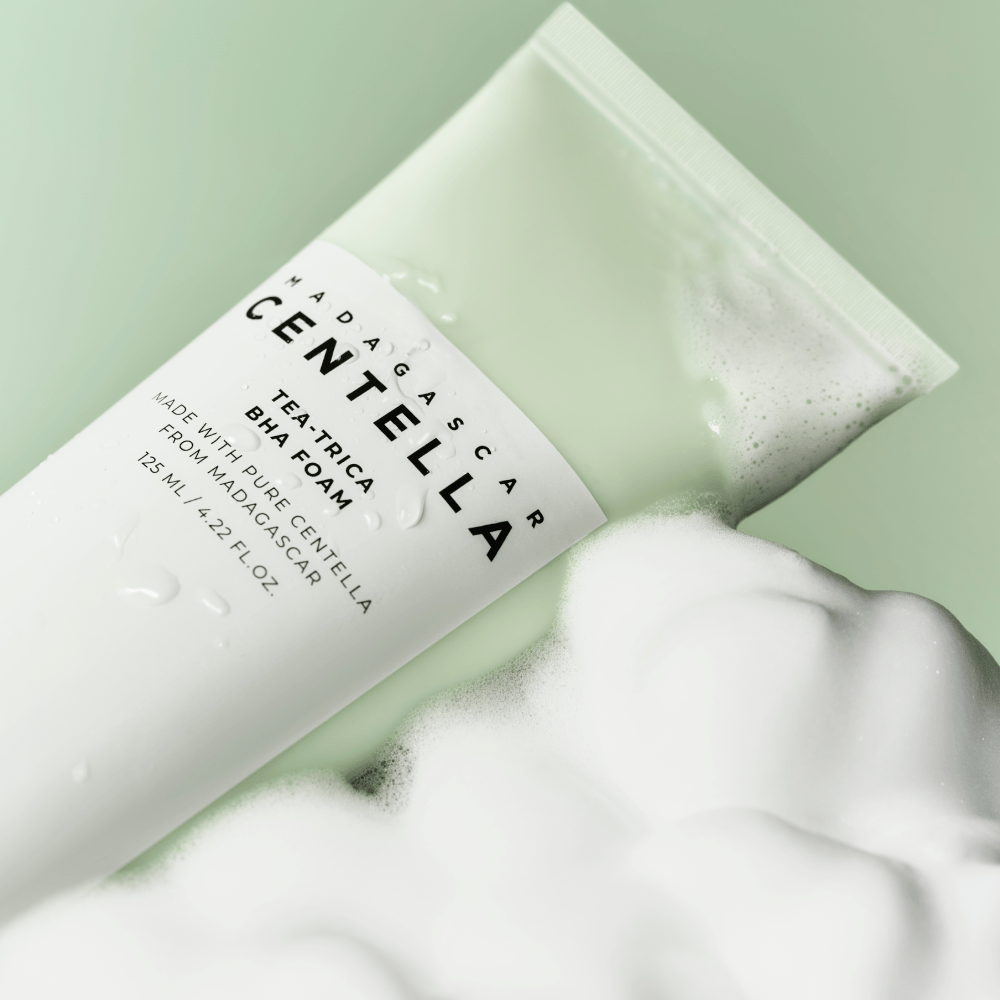 skin1004-tea-trica-bha-foam-37889689518326_1440x