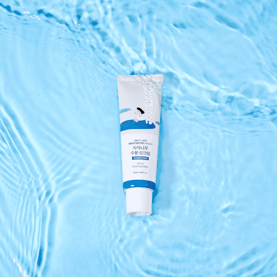 Birch_Juice_Moisturizing_Sunscreen_UVLock_SPF_45_Broad_Spectrum_Round_Lab_2_d7287011-9c6c-4326-b273-9b3382c7acad