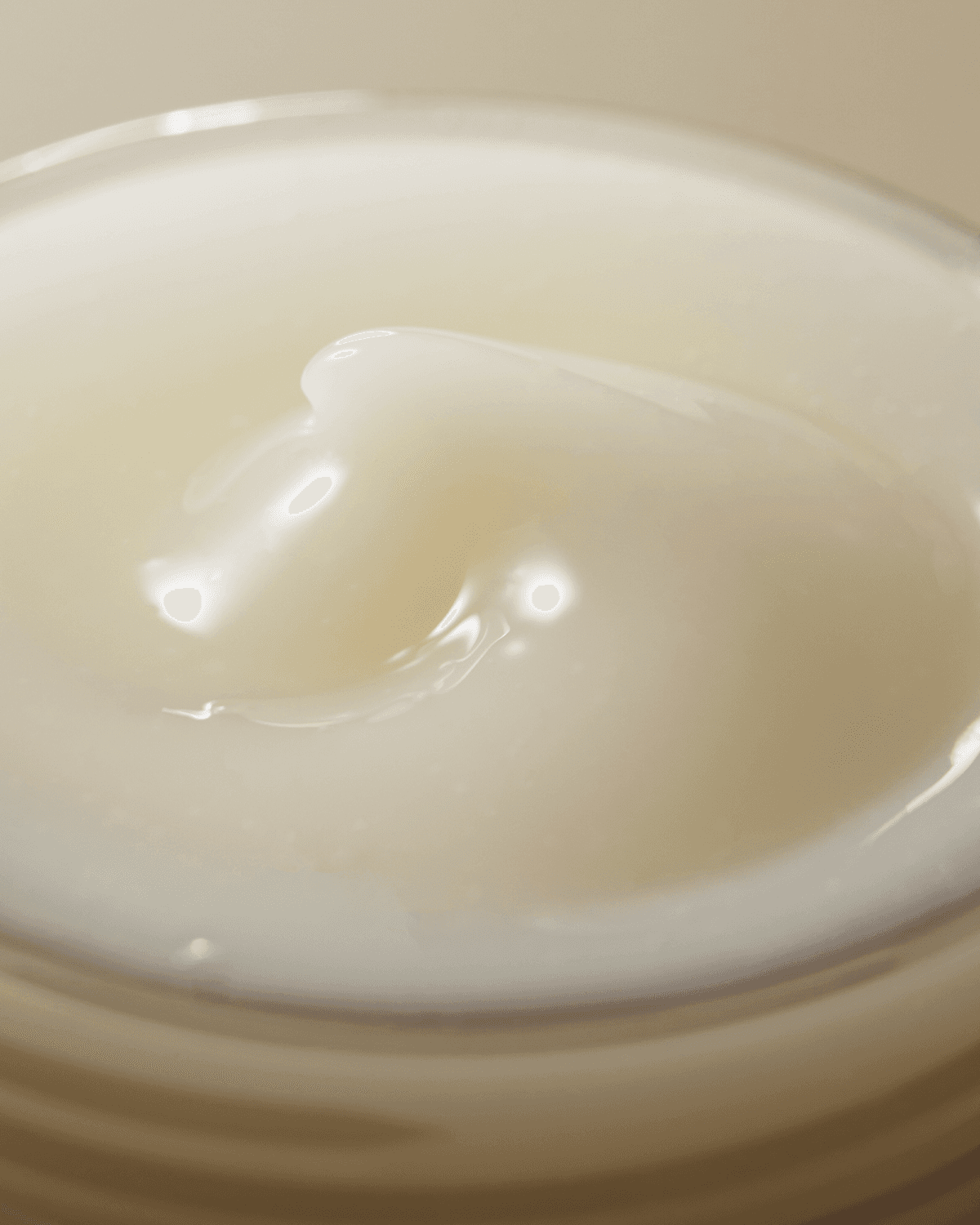 DarkSpotCorrectingGlowCream_4